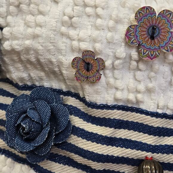 FLR PWR Upcycled Antique Hobnail textured Bedspread bag coin Small blue white - Picture 11 of 17